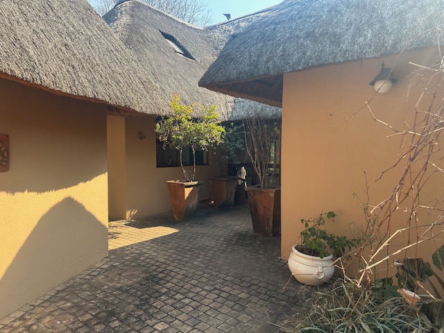 4 Bedroom Property for Sale in Lakeland North West